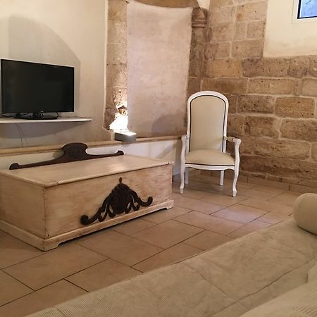 Hotel Palazzo Saraceno Taranto Esterno foto