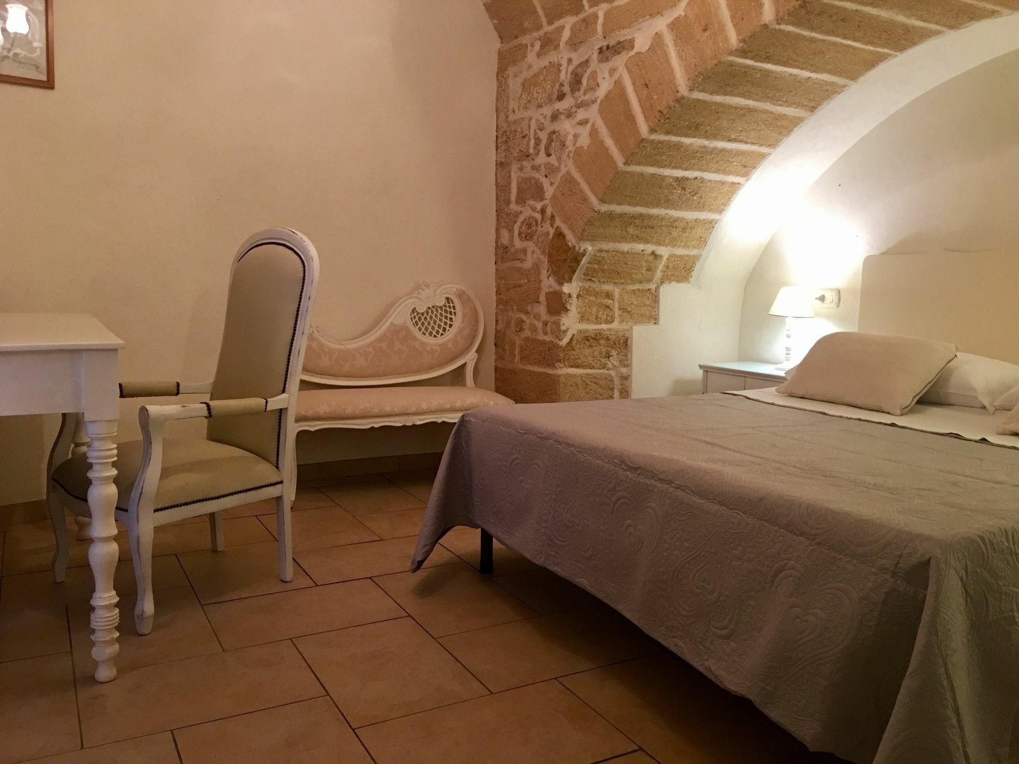 Hotel Palazzo Saraceno Taranto Esterno foto